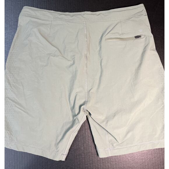 Mack Weldon Men’s Teal Gym Shorts with zippered‎ pockets Size Large 38x8 - Picture 2 of 7